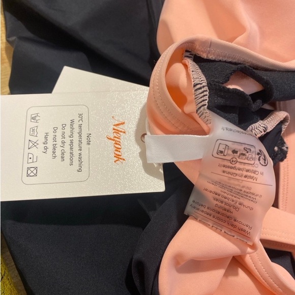 Nleyook Women’s Plus Size Cut Out Swimsuit One Piece NWT size 24 - Picture 10 of 12